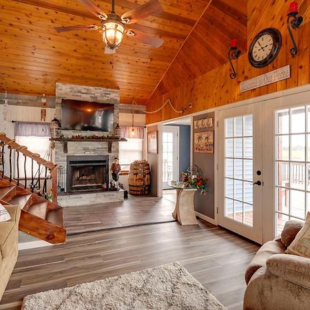 Oceanfront Milford Home With View And Boat Access المظهر الخارجي الصورة