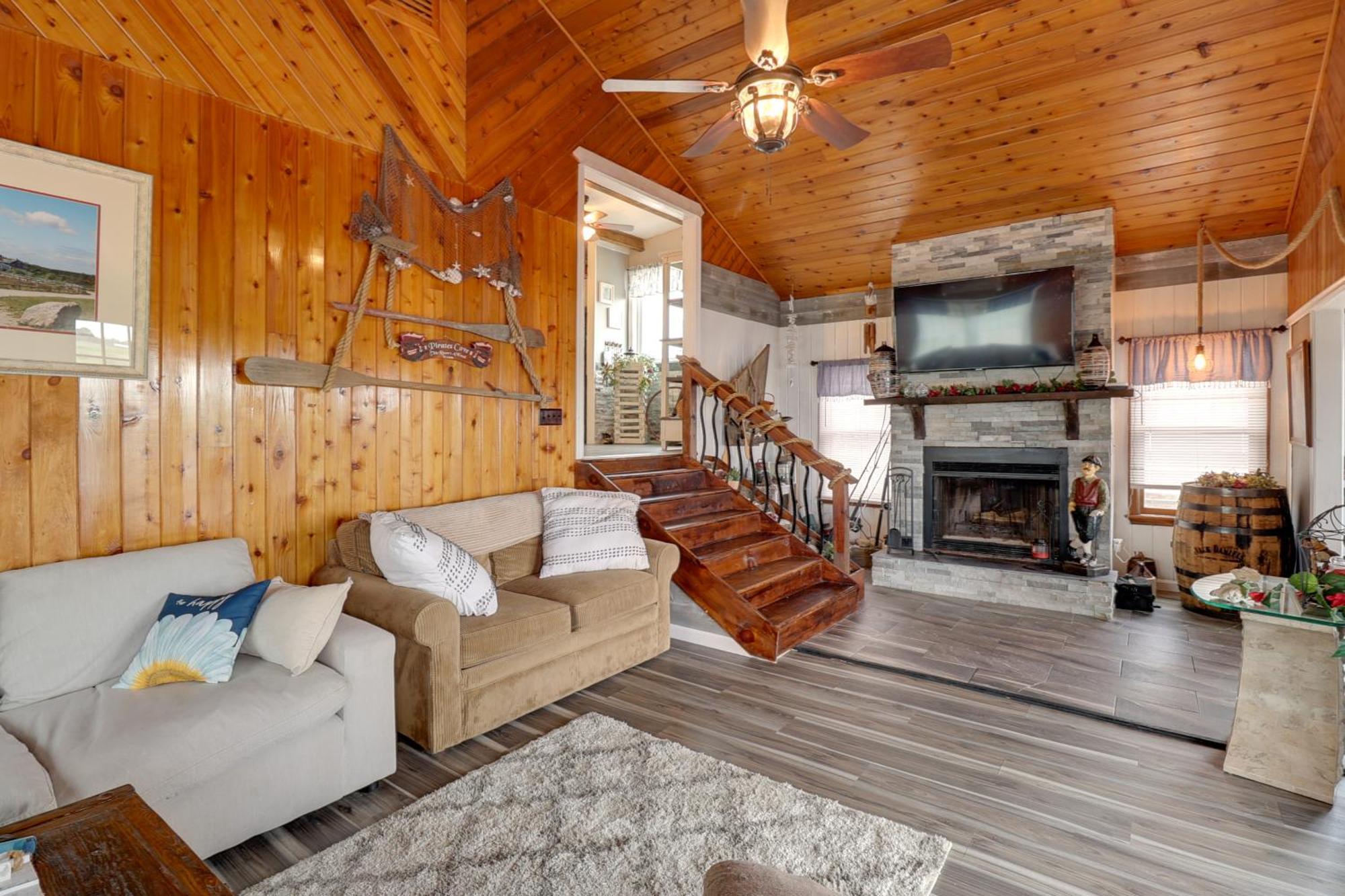 Oceanfront Milford Home With View And Boat Access المظهر الخارجي الصورة