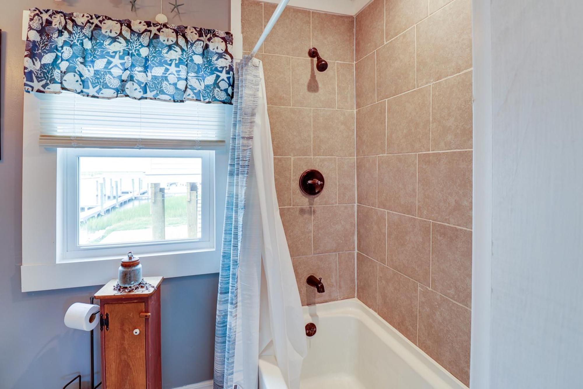 Oceanfront Milford Home With View And Boat Access المظهر الخارجي الصورة