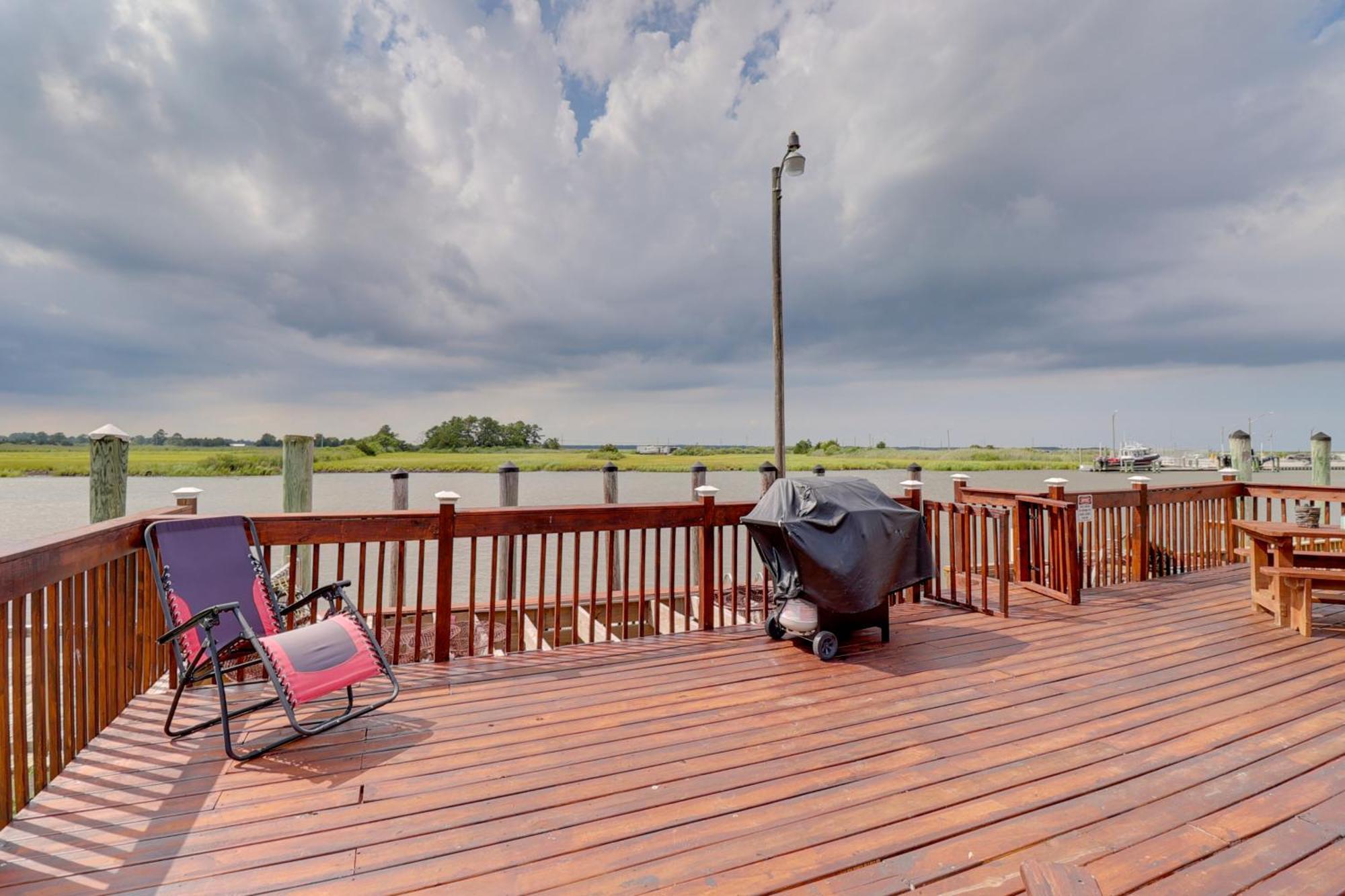 Oceanfront Milford Home With View And Boat Access المظهر الخارجي الصورة